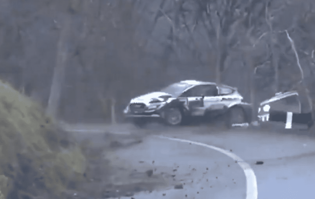 Piloto protagoniza fuerte accidente durante el Rally Montecarlo #VIDEO