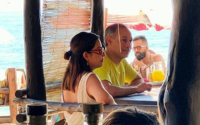 "Hay que preguntarle a él", responde López Obrador sobre vacaciones de López-Gatell