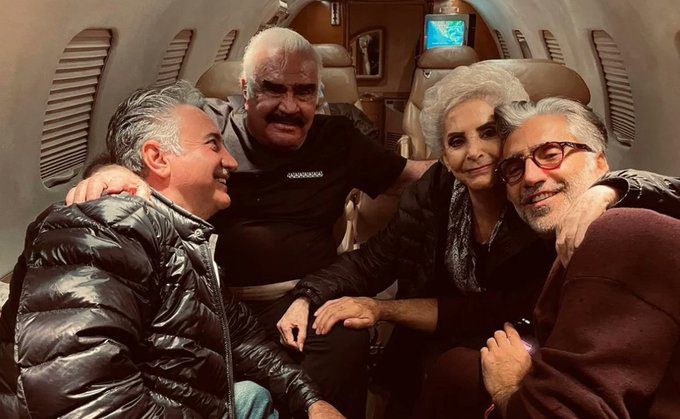 Aseguran que Vicente Fernández ya recibió la vacuna contra #COVID19