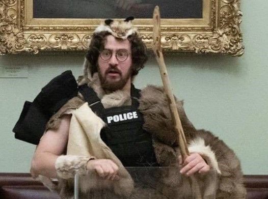 Hijo de un juez de NY es detenido por el FBI, identificado como participante de los disturbios en el Capitolio