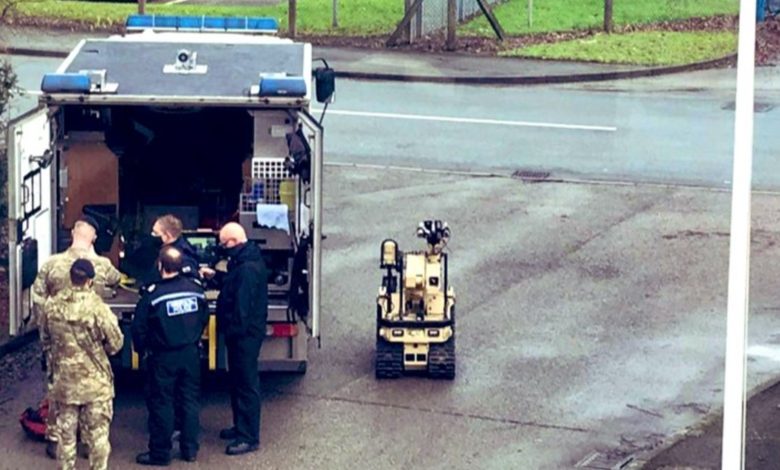 Desalojan planta del Reino Unido que produce vacunas AstraZeneca, por alerta de bomba