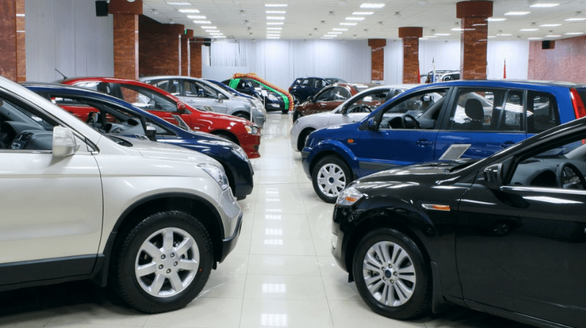 Se desploman las ventas de automóviles en México en 2020, esperan repunte este año