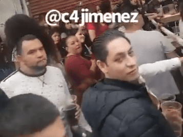 ¡Les vale! En Tepito opera chelería con música y comida #VIDEO