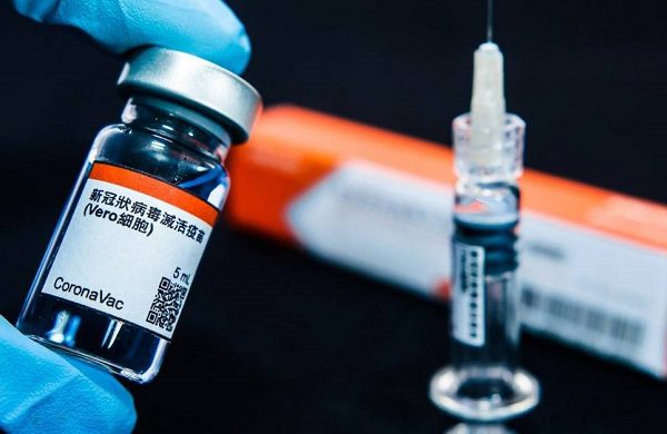 Vacunas CanSino y CoronaVac logran autorización de Cofepris para uso de emergencia