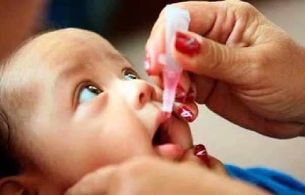 SSa: Vacunación oral contra poliomielitis será temporalmente detenida
