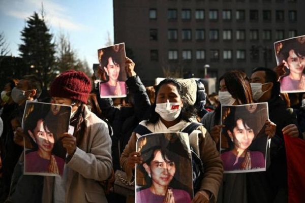 Comunidad internacional denuncia golpe de estado en Myanmar