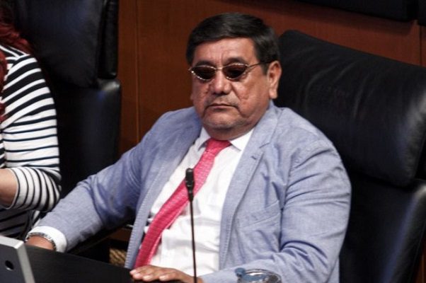 150 hombres se niegan a candidatura de Salgado Macedonio