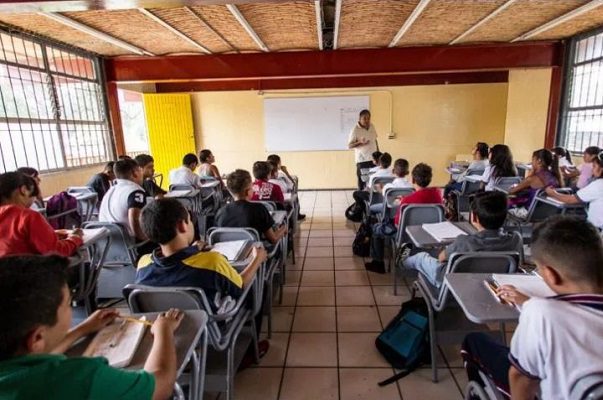 "Sí o sí" Jalisco tendrá clases presenciales en Agosto: Alfaro