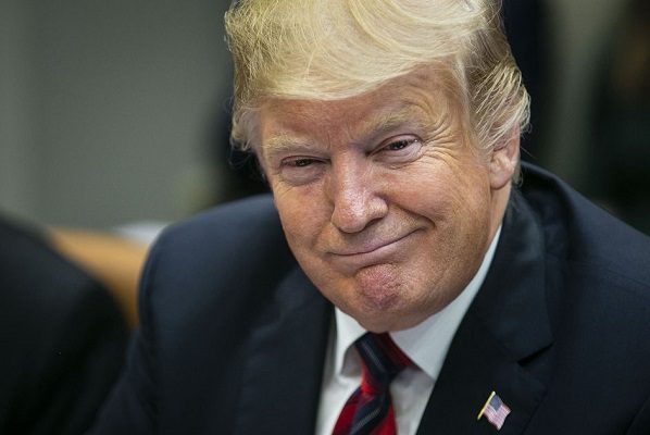 Trump celebra su absolución y afirma que recuperará la "grandeza estadounidense"