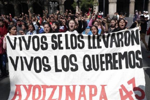 FGR deberá publicar documentos de caso Ayotzinapa firmados por perito