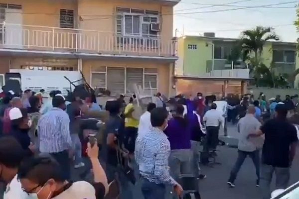A sillazos, panistas sabotean su propia elección interna en Veracruz #VIDEOS