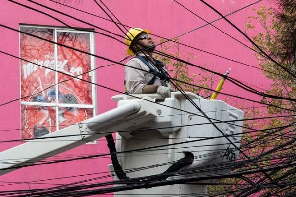 Energía eléctrica en el país se ha restablecido al 99%: CFE