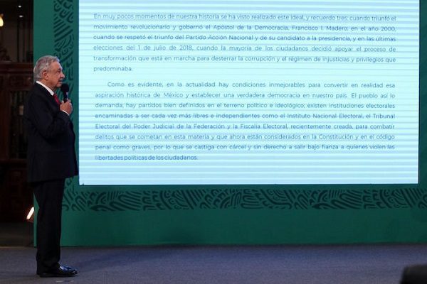 AMLO llama a gobernadores a establecer acuerdo nacional ante proceso electoral