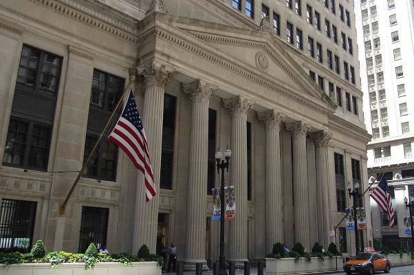 Reserva Federal de EU sufre caída masiva de su sistema central