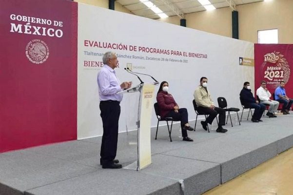 AMLO revela que pudo vacunarse en diciembre, pero se negó