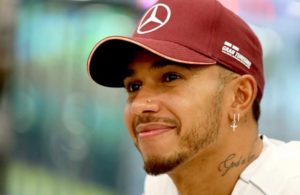 Lewis Hamilton se queda un año más con Mercedes