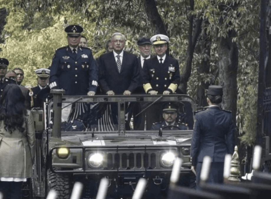 Encabeza AMLO el 108 aniversario de la Marcha de la Lealtad