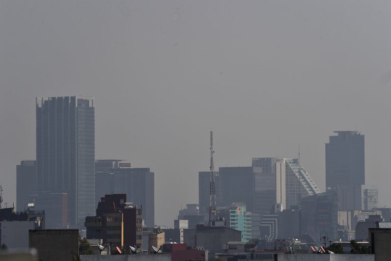 Concentración de contaminación en marzo, podría complicar síntomas de COVID-19