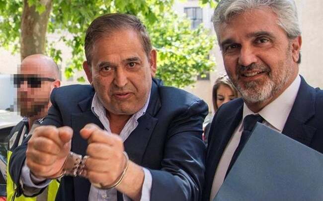 FGR pide prisión preventiva para Ancira por riesgo de fuga