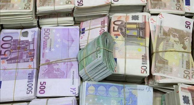 Mujer vive 96 años y al morir deja millonaria herencia a la beneficiencia