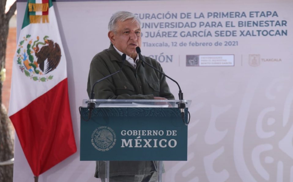 Afirma AMLO que campaña de vacunación iniciará el lunes y "ya no parará"