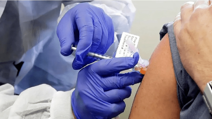 Personas ya vacunadas contra Covid-19 podrían reinfectarse
