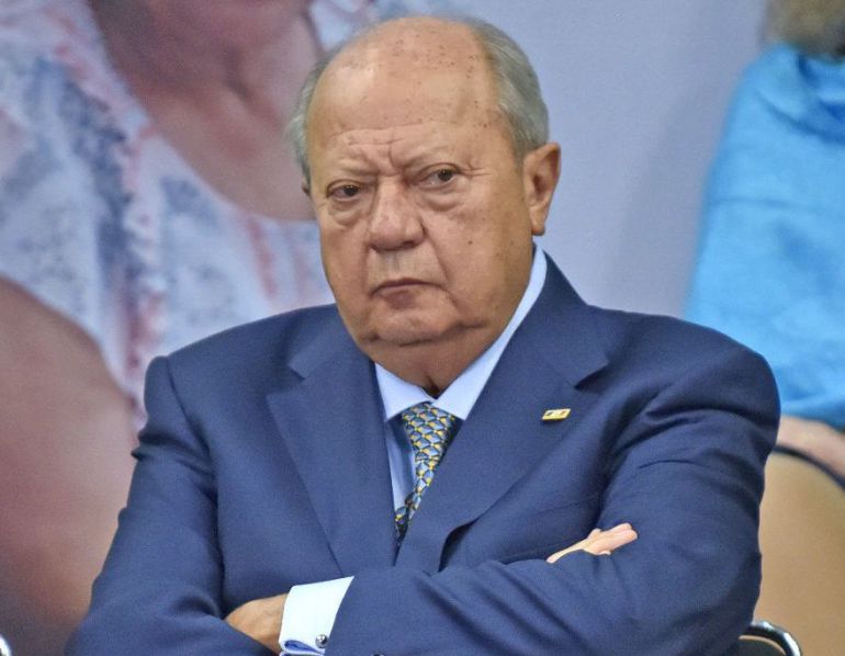 Carlos Romero Deschamps renuncia a Pemex, informa AMLO