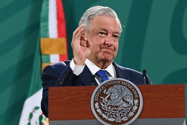 Así insultaron a AMLO durante un vuelo comercial #VIDEO