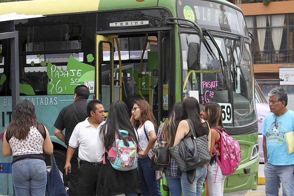Transportistas de la CDMX anuncian protestas el 10 de marzo
