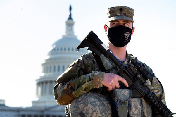 Seguridad de Capitolio de EU en alerta máxima por posible ataque