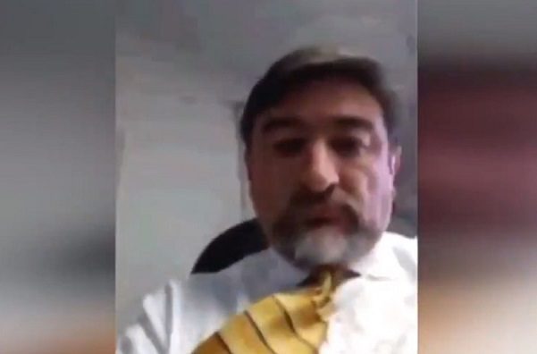 Cesan a cónsul de México en Canadá tras filtrarse video masturbándose