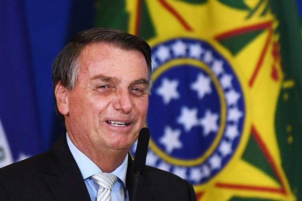 Brasil está desarrollando una vacuna antiCovid local, anuncia Bolsonaro
