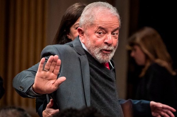 Anulan todas las sentencias de prisión contra el expresidente Lula da Silva