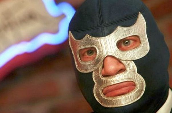 Esposa de Blue Demon Jr lo denuncia por violencia de género