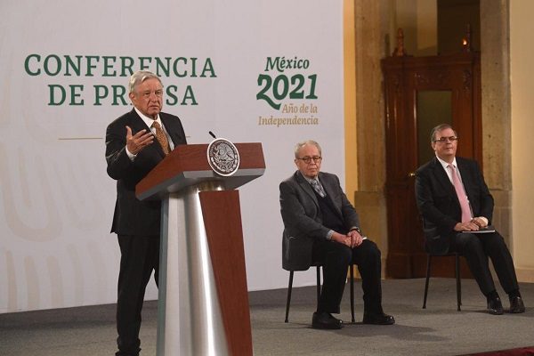 "Vamos bien y tenemos reservas", asegura AMLO sobre vacunación