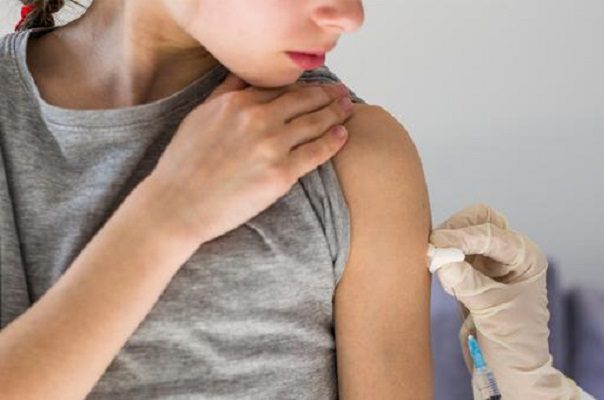 México está buscando traer ensayos de vacuna antiCovid para niños: SRE