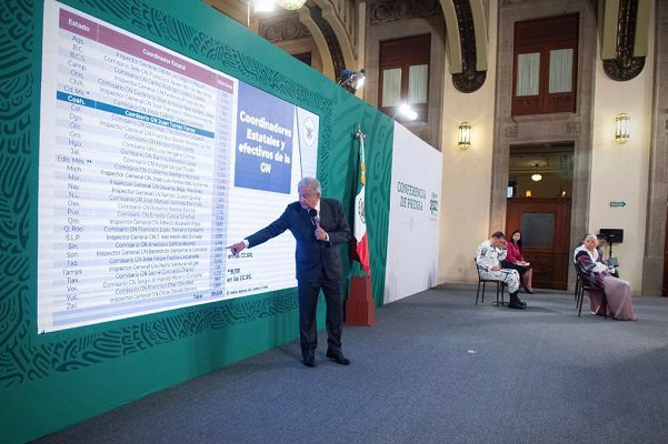 AMLO pide a grupos triquis a alcanzar la paz en la región