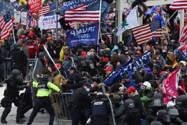 Podrían imponer cargos de sedición a asaltantes del Capitolio de EE.UU.