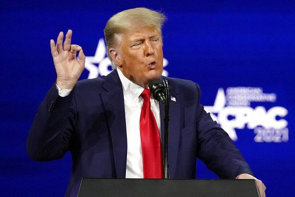 Trump lanzará red social que "redefinirá completamente el campo de juego"