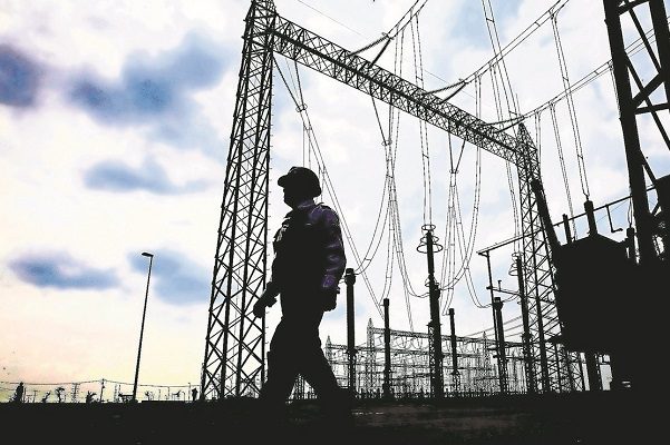 Juez otorga otras nueve suspensiones definitivas contra reforma eléctrica de AMLO
