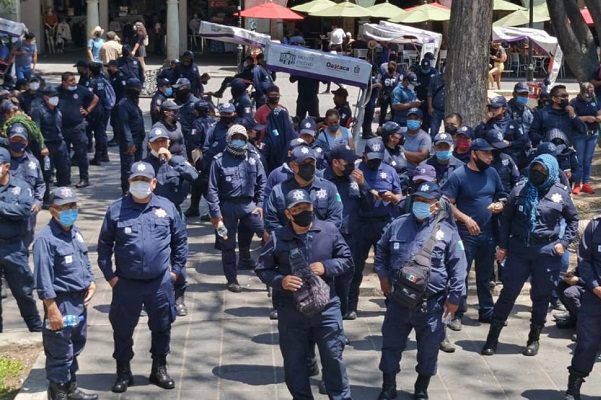Policías estatales en Oaxaca entran en paro y realizan movilizaciones #VIDEOS