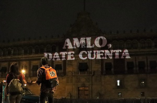 Con un “AMLO date cuenta”, pidieron retirar candidatura a Salgado Macedonio