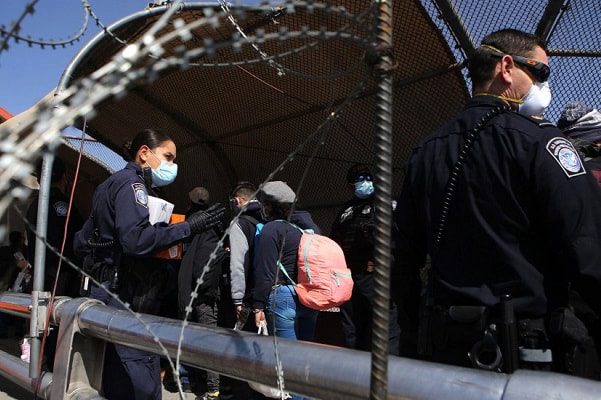 No vengan a la frontera, "está cerrada”: Roberta Jacobson a migrantes