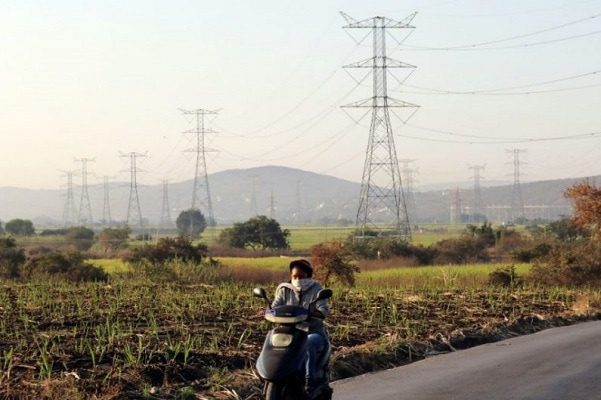 Sener pide tres días para publicar suspensión contra reforma eléctrica de AMLO