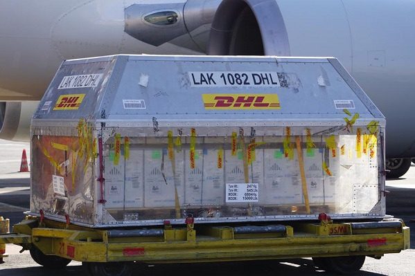 Arriban a México 170 mil vacunas contra el Covid-19 de Pfizer