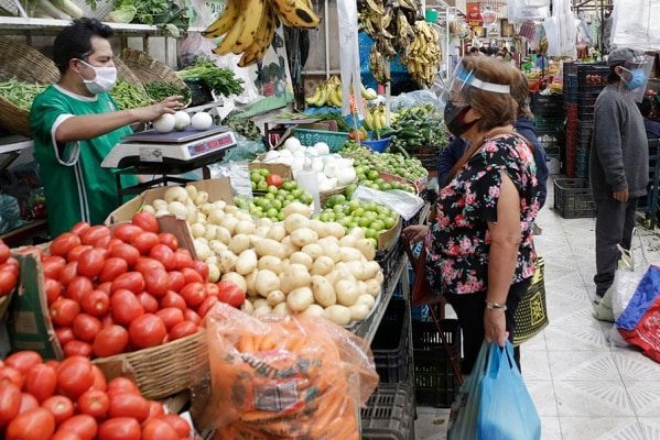Inflación quincenal supera el 4% anual, la más alta en casi 2 años: Inegi