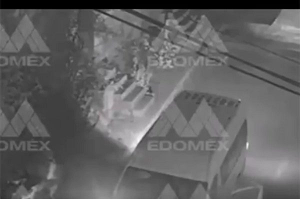 Cae chofer de combi que secuestró y asaltó a pasajera en Edomex #VIDEO