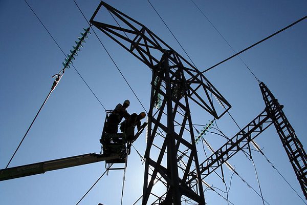 Sener impugna suspensión de reforma eléctrica de AMLO