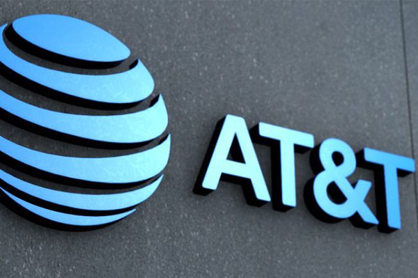 Por cobros indebidos, Profeco inicia acción colectiva contra AT&T