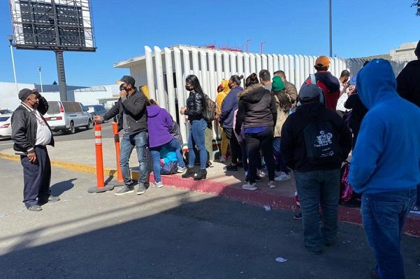 EU extiende cierra de fronteras con México y Canadá hasta el 21 de abril